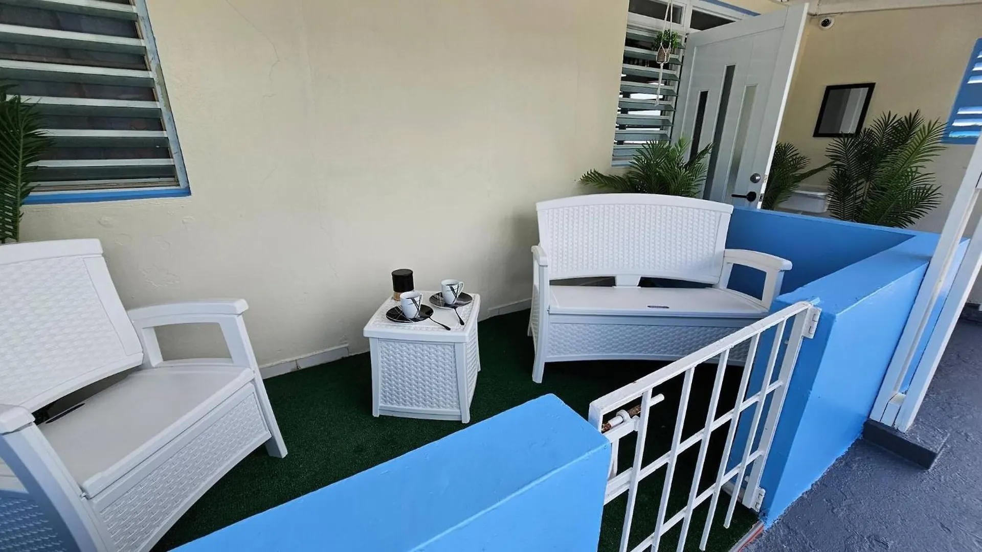 サンジョアンTerrace With Jacuzzi Modern 2アパートメント アパート サンジョアン